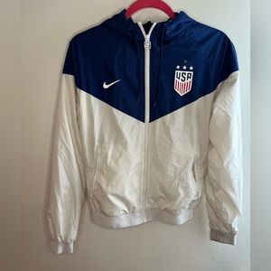 Nike Women’s  Team Usa Windbreaker Hooded Full Zip Jacket size medium